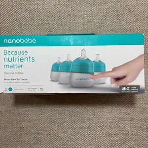 NWT Nanobebe silicone bottles